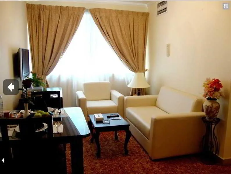 Al Muraqabat Plaza Hotel Apartments Dubai Lägenhetshotell